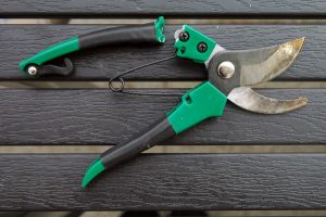 如何修理你的园艺工具